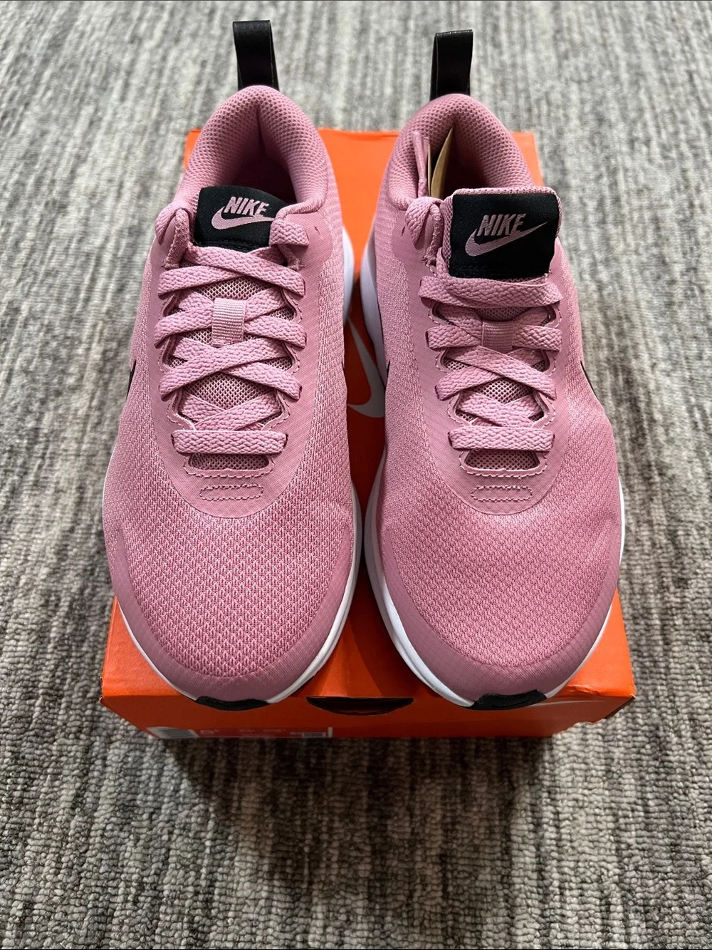 Nike new tag